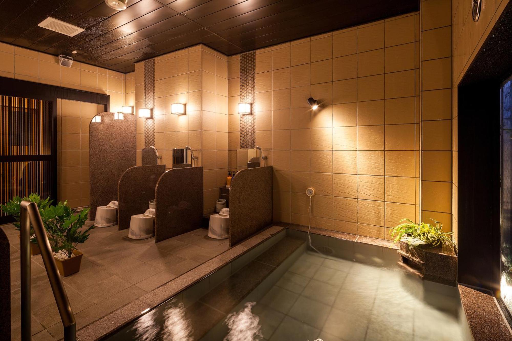Hotel Route-Inn Higashihiroshima Saijo Ekimae Kültér fotó
