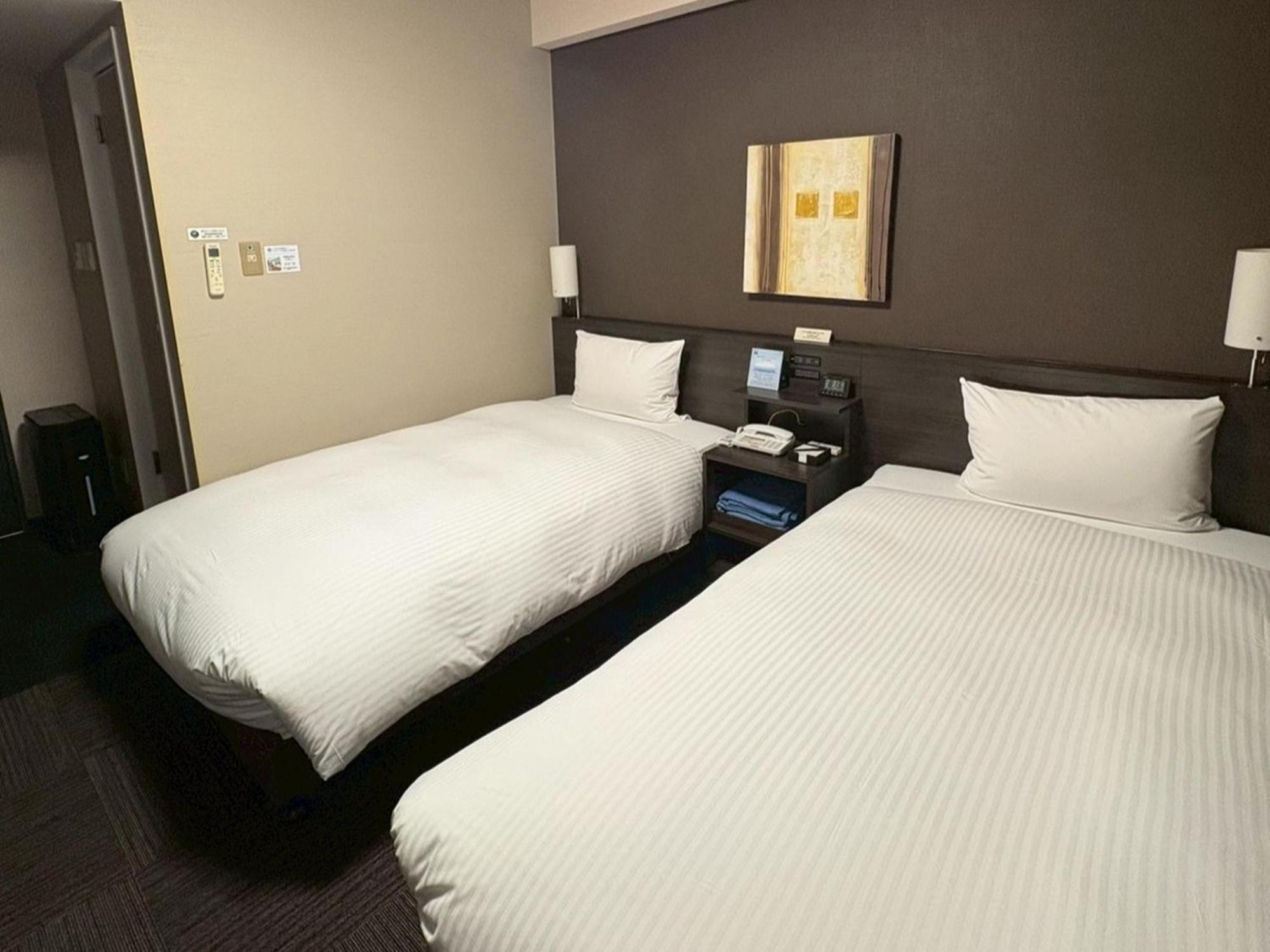 Hotel Route-Inn Higashihiroshima Saijo Ekimae Kültér fotó